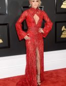 Carrie-Underwood-at-59th-Grammy-Awards-in-Los-Angeles-2