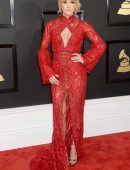 Carrie-Underwood-at-59th-Grammy-Awards-in-Los-Angeles-3