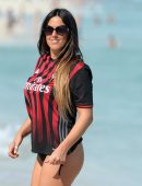 Claudia-Romani-Booty-1
