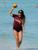 Claudia-Romani-Booty-3