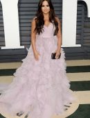 Demi-Lovato-at-2017-Vanity-Fair-Oscar-Party-in-Beverly-Hills-5