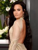 Demi-Lovato-at-59th-Grammy-Awards-in-Los-Angeles-3