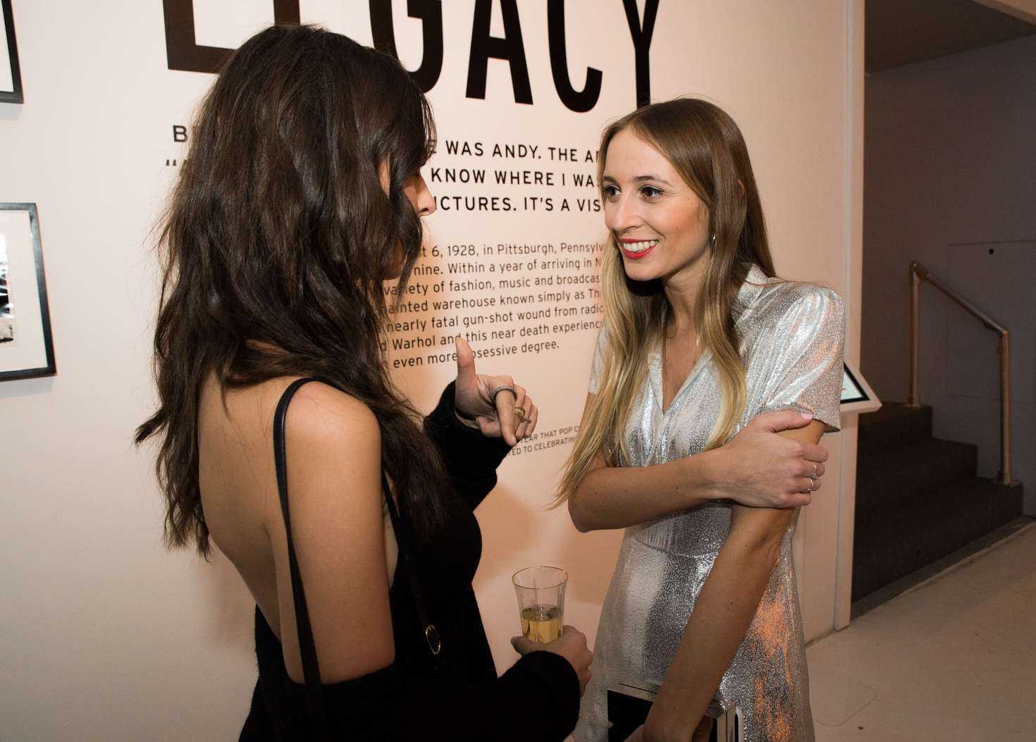Emily-Ratajkowski-at-Nicole-Kidman-x-Moda-Dinner-1