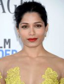 Freida-Pinto-4