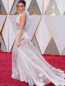 Hailee-Steinfeld-at-89th-Annual-Academy-Awards-in-Hollywood-1