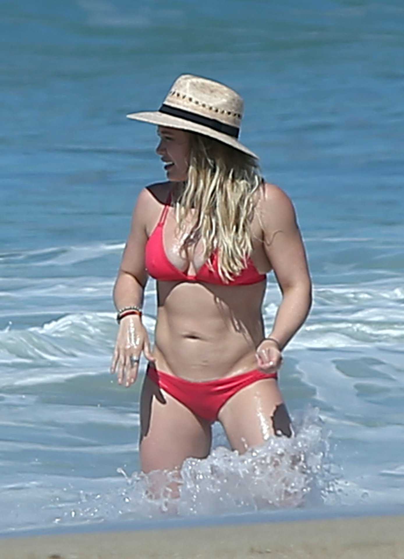 Hilary-Duff-6