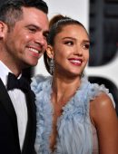 Jessica-Alba-at-2017-Vanity-Fair-Oscar-Party-in-Beverly-Hills-10