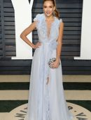 Jessica-Alba-at-2017-Vanity-Fair-Oscar-Party-in-Beverly-Hills-3