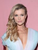 Joanna-Krupa-at-Bizuu-Fashion-Show-in-Warsaw-5