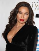 Jurnee-Smollett-Bell-3