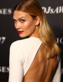 Karlie-Kloss-at-David-Jones-A-W-2017-Collection-Launch-in-Sydney-7