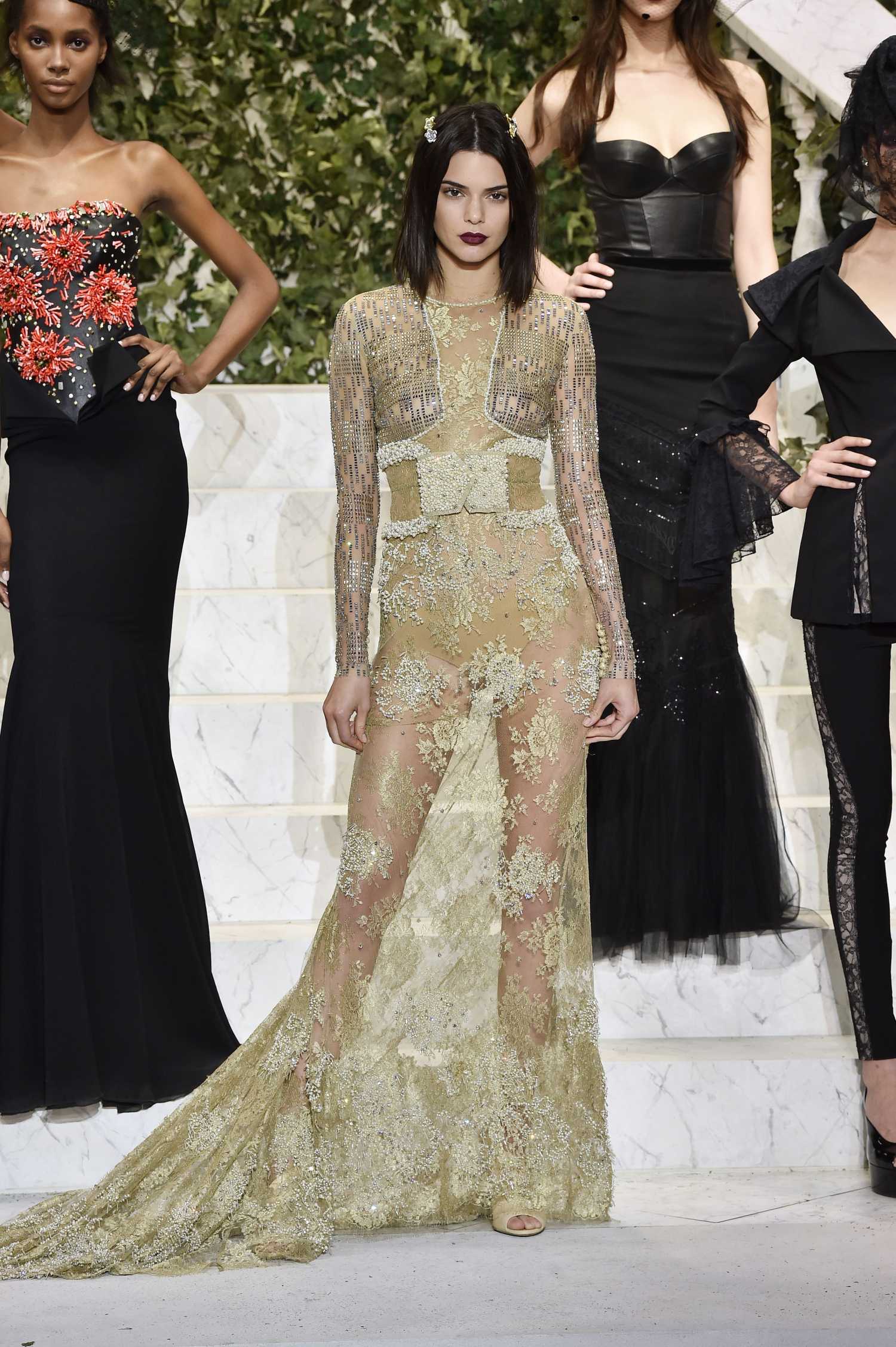 Kendall-Jenner-La-Perla-Fall-Winter-2017-RTW-Show-in-NYC-11
