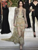 Kendall-Jenner-La-Perla-Fall-Winter-2017-RTW-Show-in-NYC-2