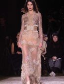 Kendall-Jenner-La-Perla-Fall-Winter-2017-RTW-Show-in-NYC-7
