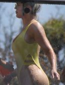Khloe-Kardashian-in-Yellow-Swimsuit-4