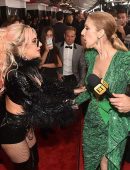 Lady-Gaga-at-59th-Grammy-Awards-9