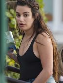 Lea-Michele-in-Mauí-Hawaii-604