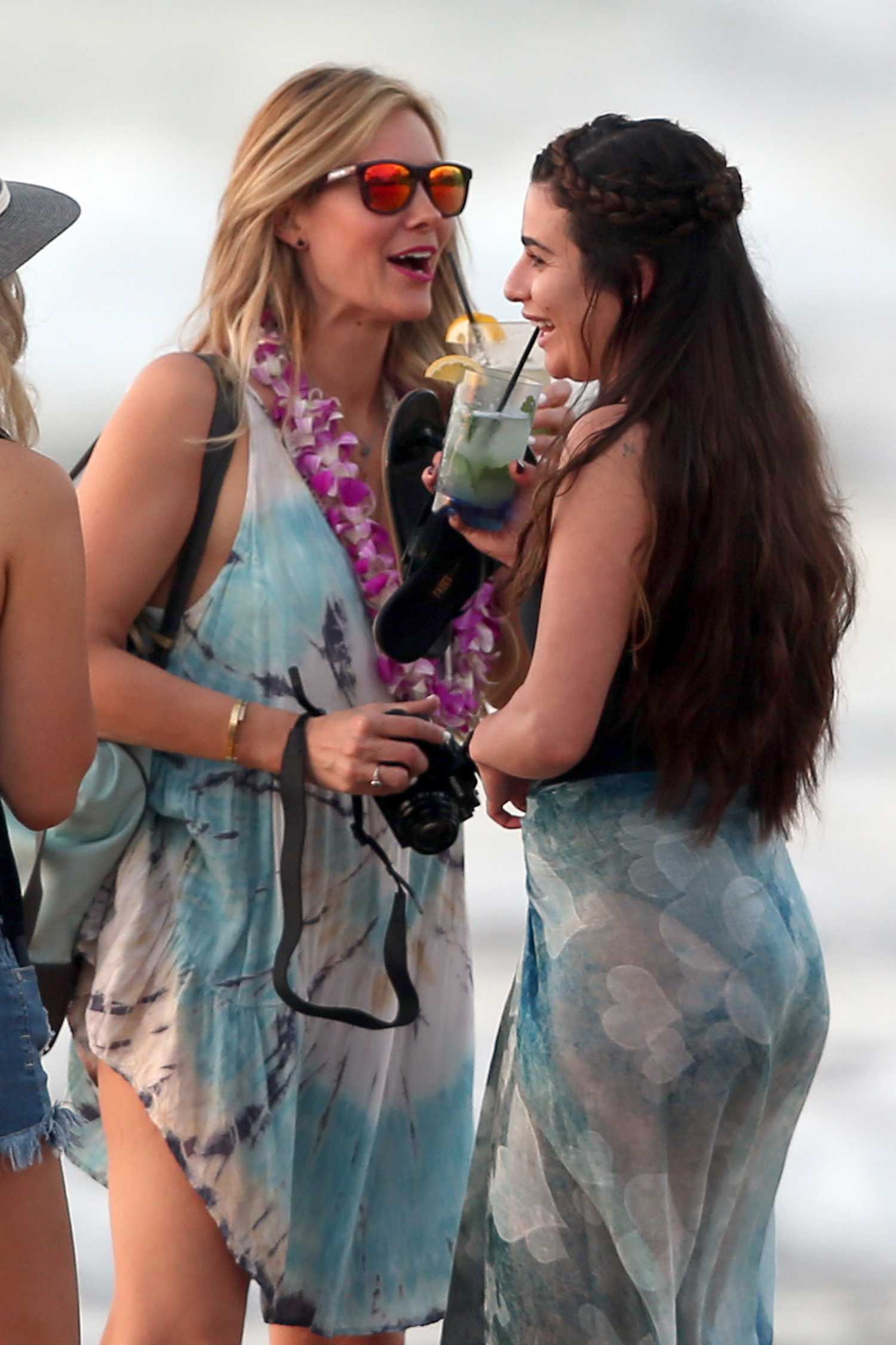 Lea-Michele-in-Mauí-Hawaii-612