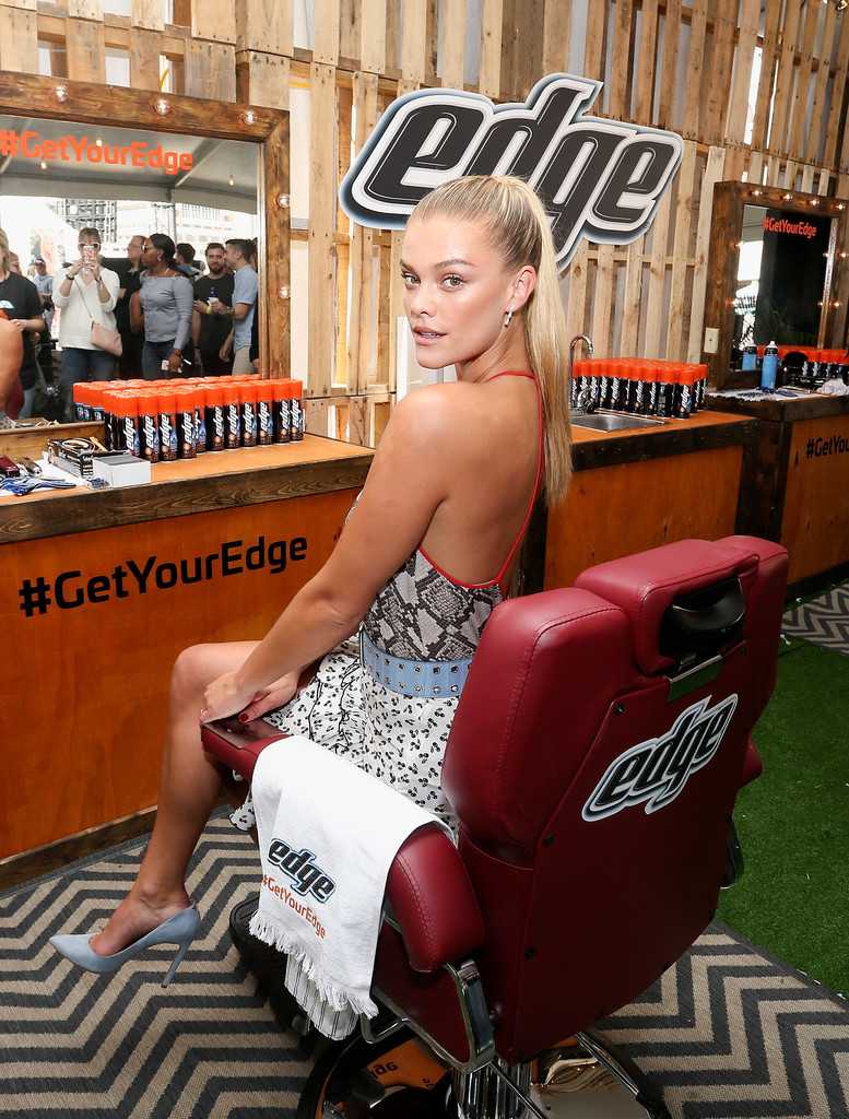Nina-Agdal-at-Edge-Shave-Gel-Event-5