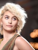 Paris-Jackson-at-59th-GRAMMY-Awards-4