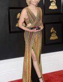 Paris-Jackson-at-59th-GRAMMY-Awards-6