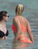 Sabine-Lisicki-in-Orange-Bikini-9