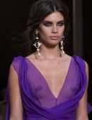 Sara-Sampaio-at-Alberta-Ferretti-Fashion-Show-7