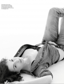 Anne-Hathaway-Elle-April-2017-7