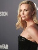 Charlize-Theron-in-Hong-Kong-5