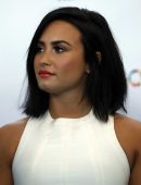 Demi-Lovato-405