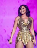 Demi-Lovato-BeautyKind-Unites-Concert-in-Arlington-5