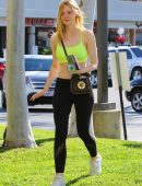 Elle-Fanning-303