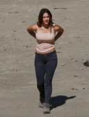 Katharine-McPhee-Set-of-Scorpion-3