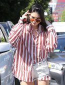 Kendall-Jenner-Filming-at-Cuveee-10