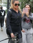 Khloe-Kardashian-607