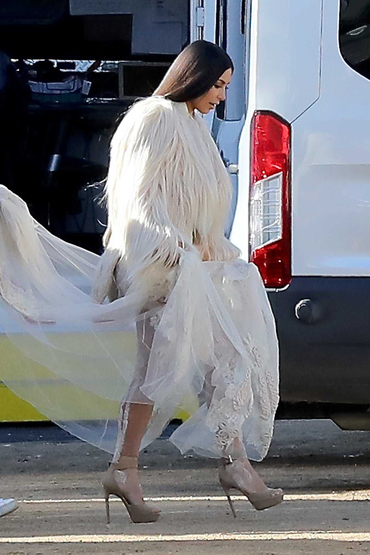 Kim-Kardashian -on-Ocean’s-Eight-Movie-Set-4