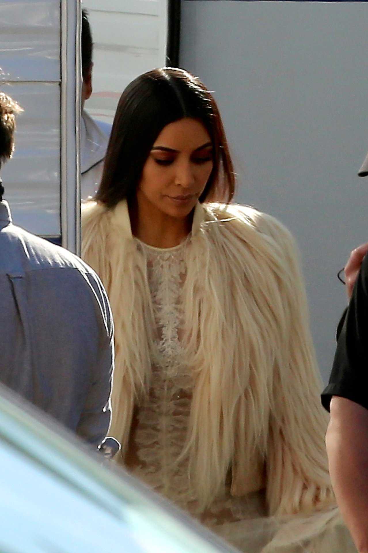 Kim-Kardashian -on-Ocean’s-Eight-Movie-Set-6