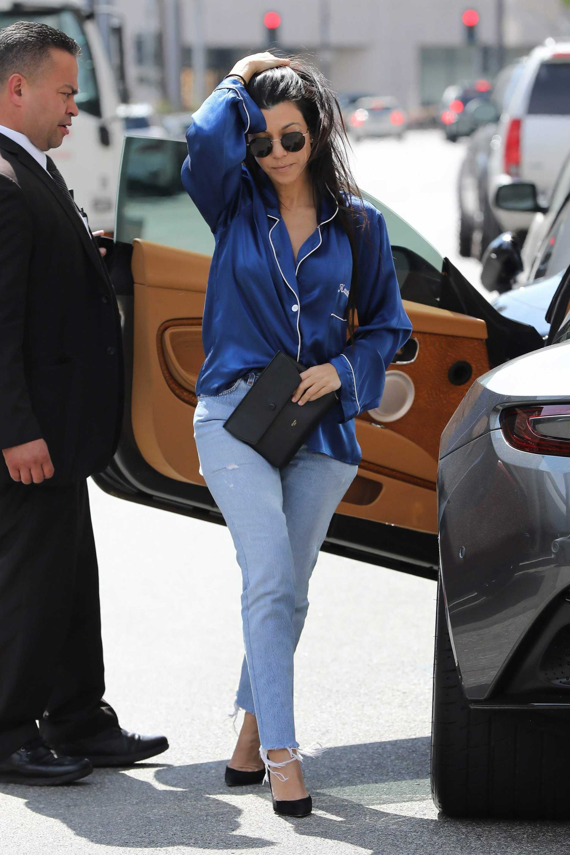 Kourtney-Kardashian-458