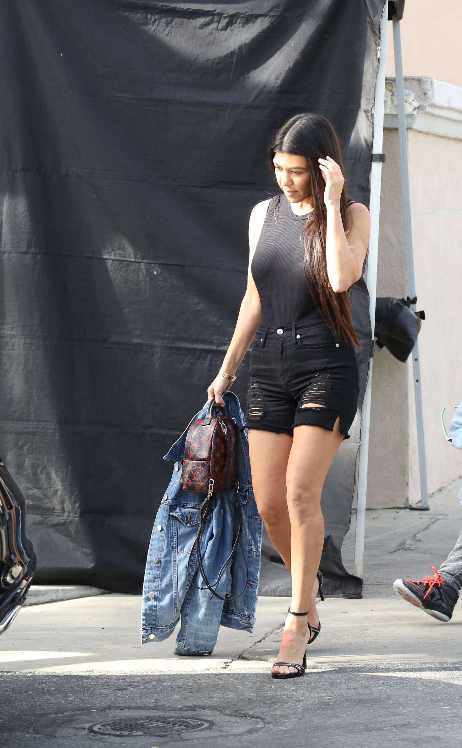 Kourtney-Kardashian-Leggy-in-Shorts-3