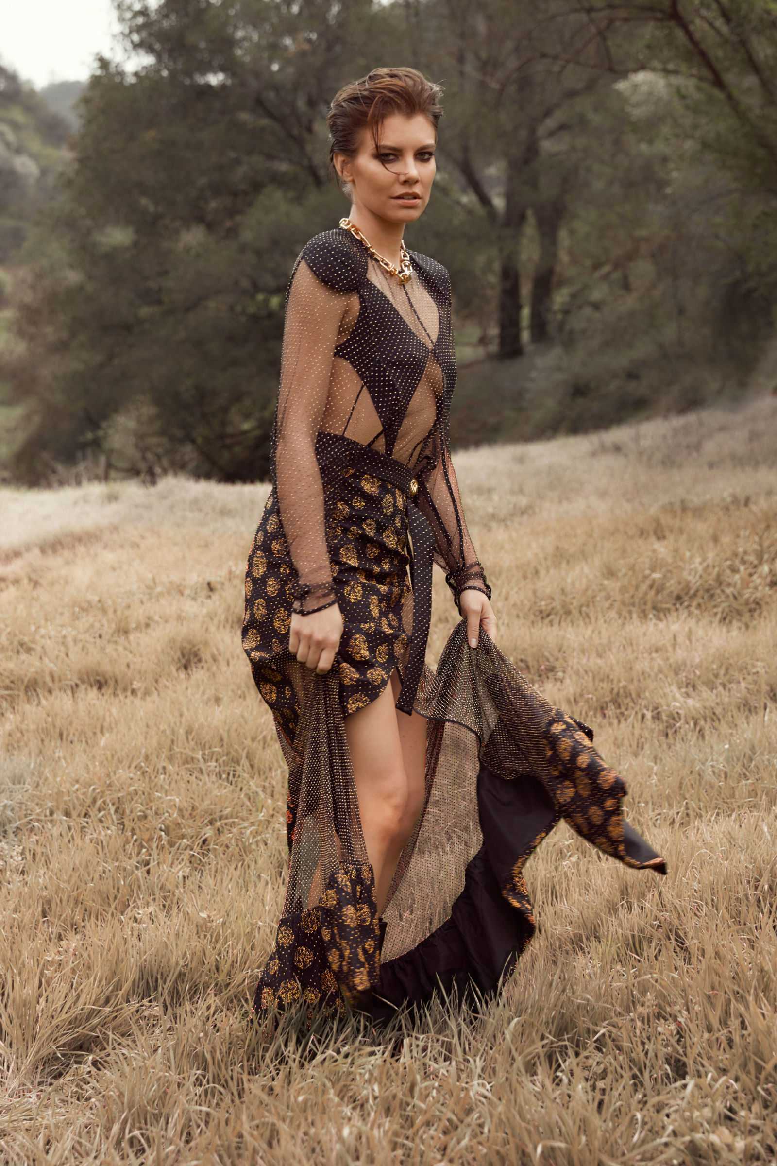 Lauren-Cohan-in-Harper's-Bazaar-Magazine-2017-5