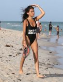 Madison-Beer-in-Swimsuit-8