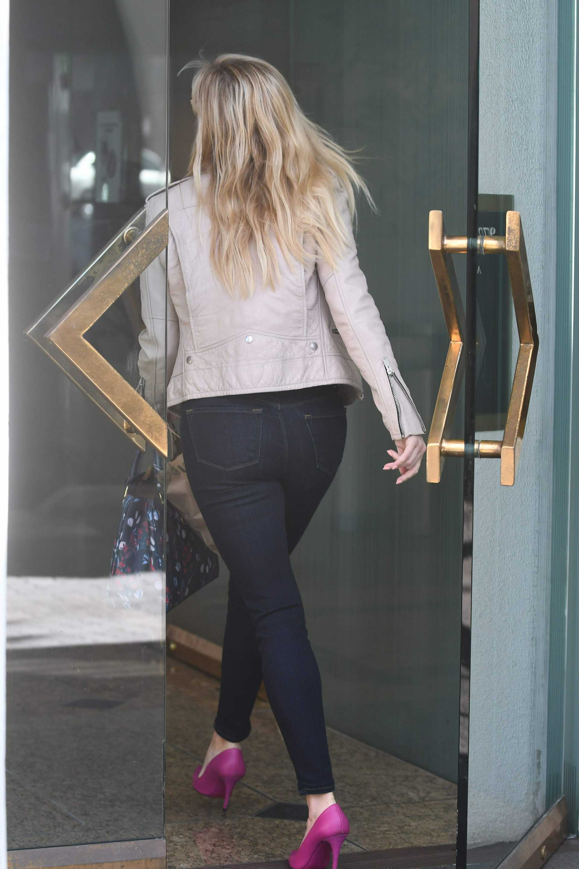 Reese-Witherspoon-605