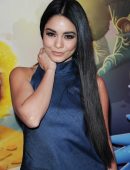 Vanessa-Hudgens-at-Bubble-Witch-3-Saga-6