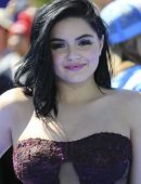 Ariel-Winter-Demi-Lovato-and-Meghan-Trainor-7