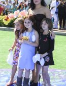 Ariel-Winter-Demi-Lovato-and-Meghan-Trainor-8