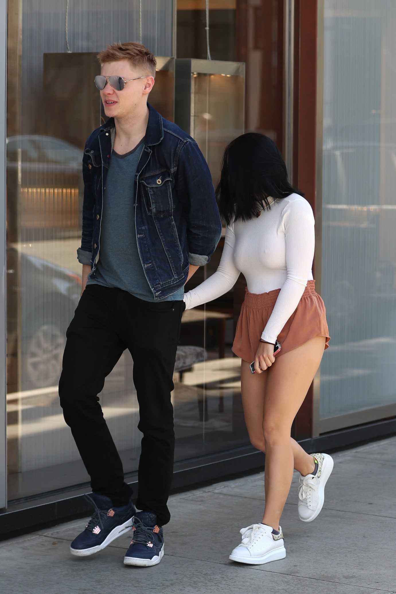 Ariel-Winter-Leggy-13