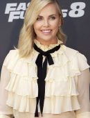 Charlize-Theron-at-The-Fate-of-the-Furious-Photocall-in-Madrid-3