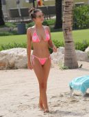 Helen-Flanagan-in-Bikini-6