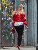 Hilary-Duff-on-the-Set-of-Younger-2
