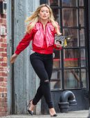Hilary-Duff-on-the-Set-of-Younger-3